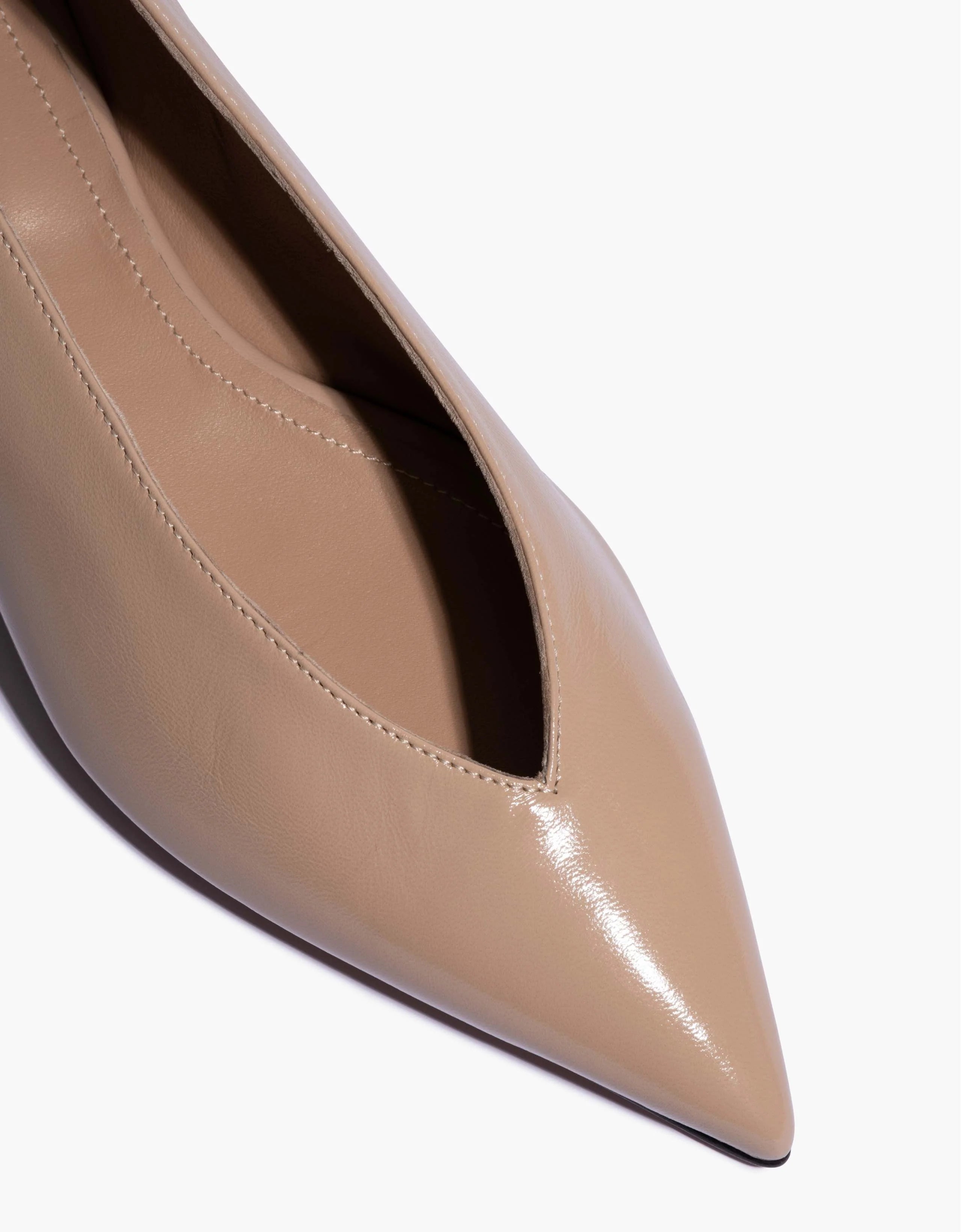 DOF Claudia - Camel Glossy