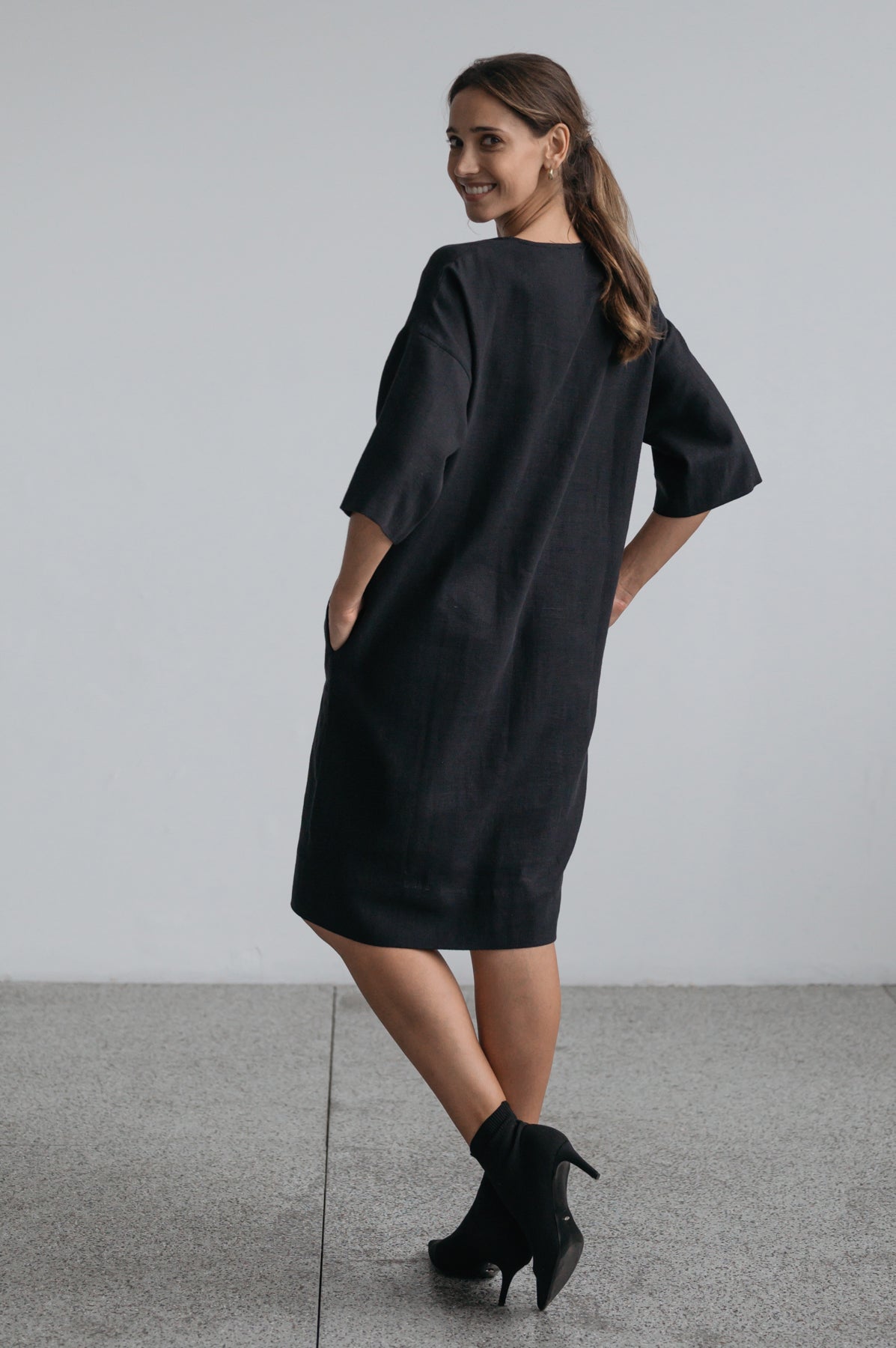 Emma Shift Dress - Black